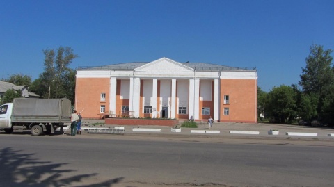 Северо задонск фото. Дк северо-задонск тульской. Город северо задонск тульской области. Дк северо-задонск тульской. Дворец культуры северо задонск тульская область.