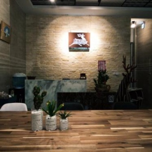 Фотография гостевого дома Lu-Kang Traveler Inns