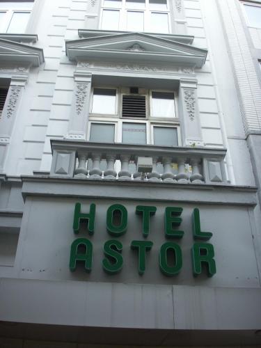 Фотографии гостиницы 
            Hotel Astor