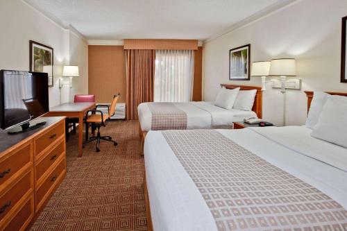 Фотография гостиницы La Quinta by Wyndham Ft Lauderdale Cypress Creek