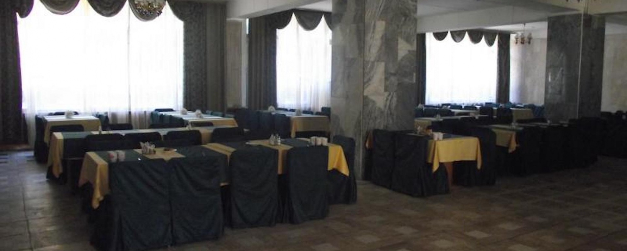 Фотографии конференц-зала Банкетный зал Зеленая роща