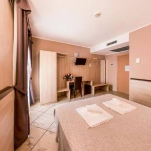 Фотографии гостиницы
Hotel Brianza