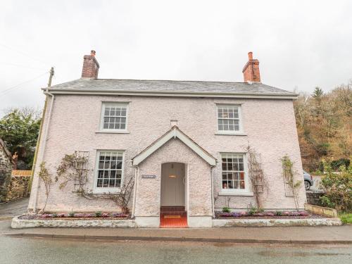 Фотография гостевого дома Llys Alaw