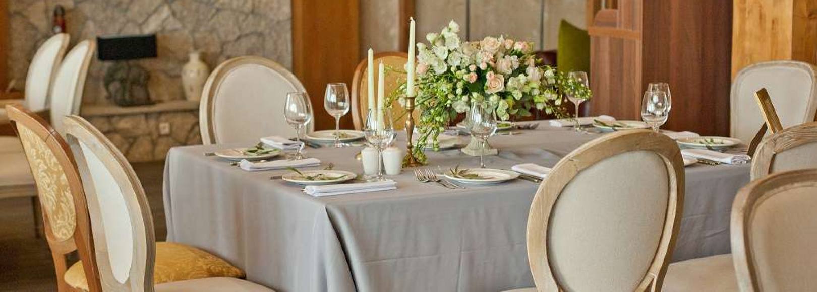 Фотография банкетного зала Большой каминный зал