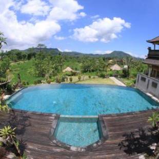 Фотографии гостевого дома 
            Sawah Indah Villa