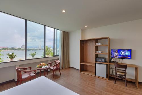 Фотографии гостиницы
Vitalis Riverside Hotel