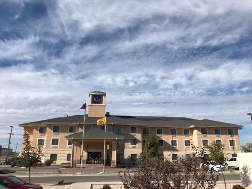 Фотография гостиницы Sleep Inn & Suites