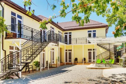 Фотографии гостевого дома
Вилла Венеция I морская линия