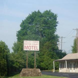 Фотографии мотеля 
            Valley Forge Motor Court Motel