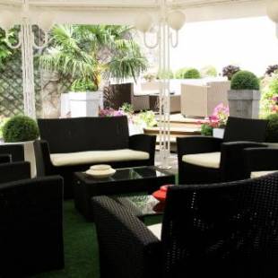 Фотографии гостиницы 
            Hôtel Axotel Lyon