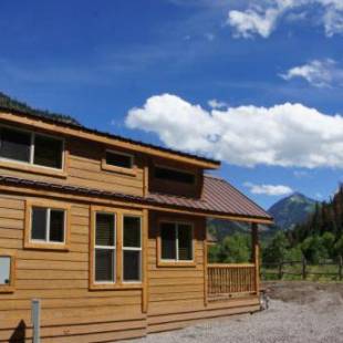 Фотографии базы отдыха
Ouray Riverside Resort - Inn & Cabins