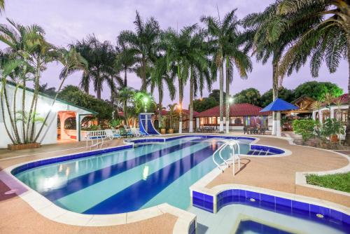 Фотография гостиницы Hotel Sunrise By Hype