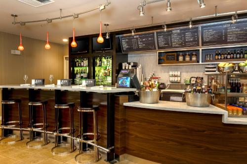 Фотография гостиницы Courtyard by Marriott Dallas Lewisville