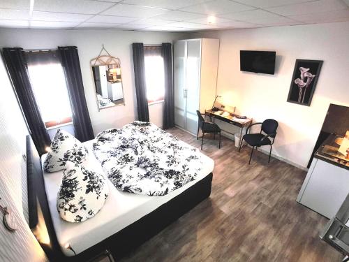 Фотография гостевого дома Boardinghouse - Gästezimmer am Burgplatz Sinsheim