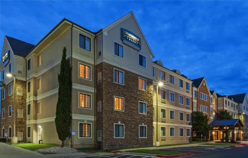 Фотографии гостиницы
Staybridge Suites Austin Round Rock, an IHG Hotel