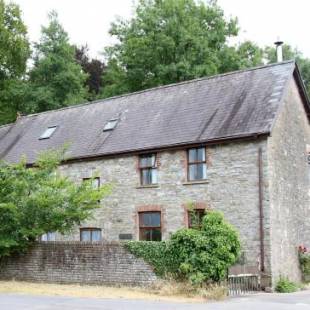 Фотографии мини отеля 
            Melin Tregib