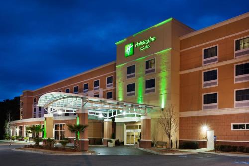 Фотография гостиницы Holiday Inn Hotel & Suites Beaufort at Highway 21, an IHG Hotel