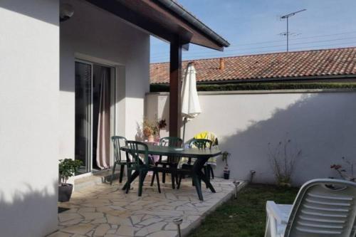 Фотографии гостевого дома 
            Jolie villa individuelle meublée de plein pied avec jardin