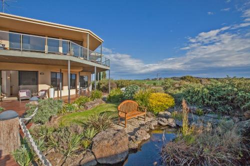 Фотография апарт отеля Hilltop Apartments Phillip Island