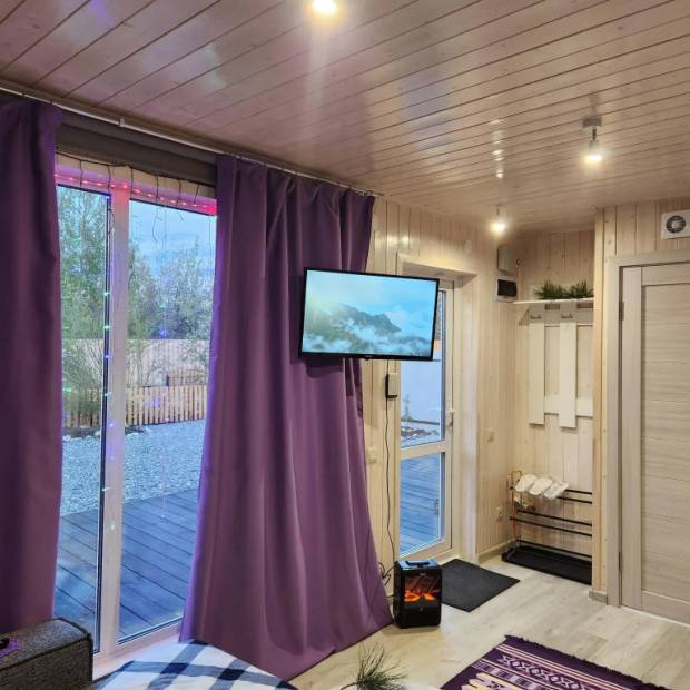 Фотографии Коттеджа 
            Домик у Кедра