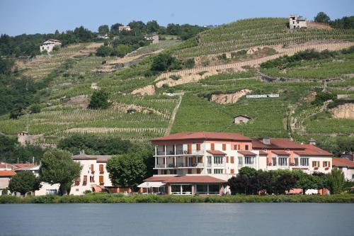 Фотография гостиницы Hôtellerie Beau Rivage