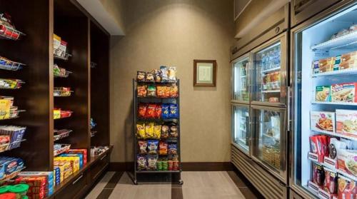 Фотография гостиницы Hilton Garden Inn Redmond Town Center, Wa