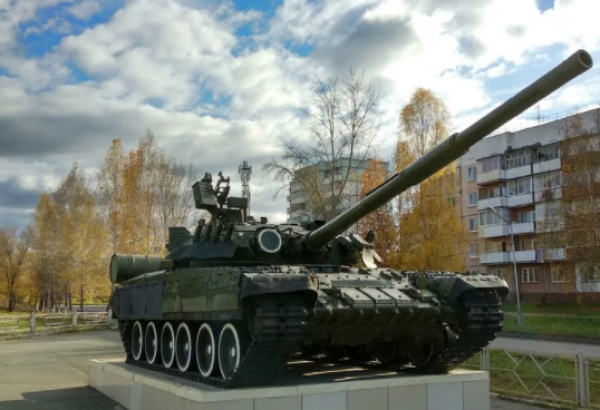 Фотография памятника Памятник Танк Т72