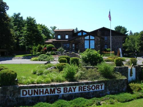 Фотография гостиницы Dunham's Bay Resort