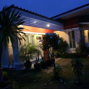 Фотографии гостевого дома
Panutsaya Homestay