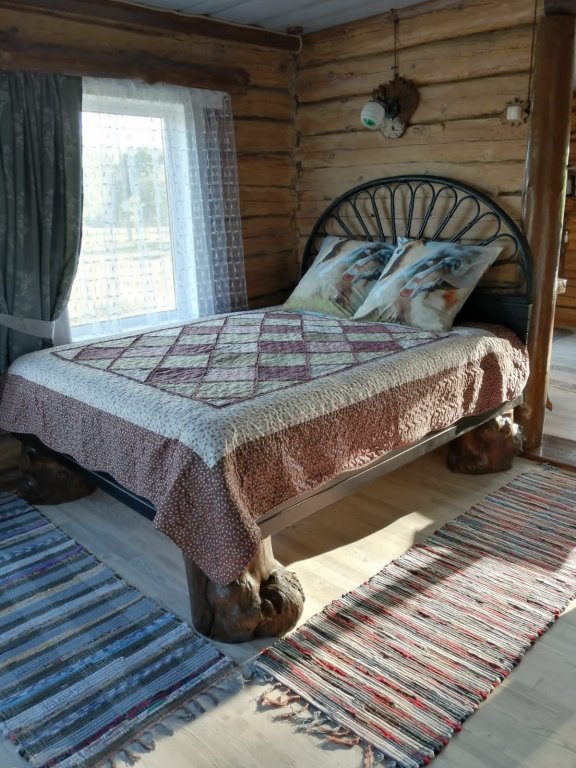 Фотография Коттеджа Частный дом Домик Лесника