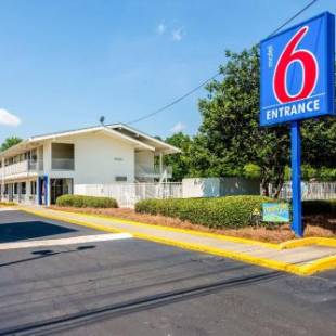 Фотографии гостиницы 
            Motel 6-Columbus, GA