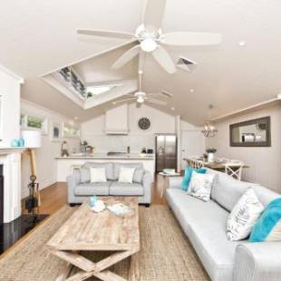 Фотографии гостевого дома
The Hamptons Beach House on Dutchies