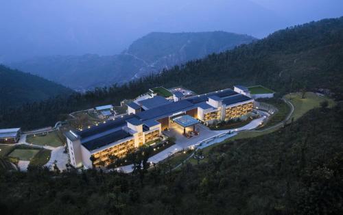 Фотография гостиницы JW Marriott Mussoorie Walnut Grove Resort & Spa