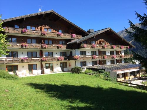 Фотография гостиницы Suitehotel Kleinwalsertal
