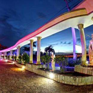 Фотографии мини отеля
Hotel & Motel Le Baron