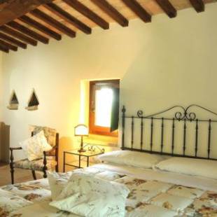 Фотографии базы отдыха 
            La Maestà antica dimora di campagna