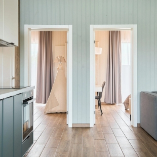 Фотография Коттеджа Частный дом Уютный дом с баней, чаном и барбекю у реки — для комфортного отдыха