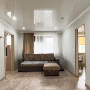 Фотография квартиры Квартира трехкомнатная по улице Комсомольская 191