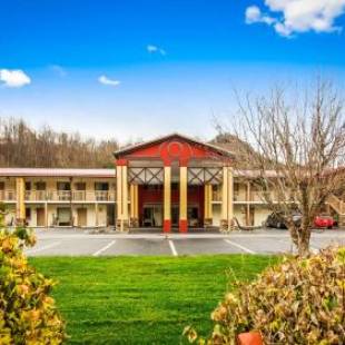 Фотографии гостиницы 
            Best Western Mountainbrook Inn Maggie Valley