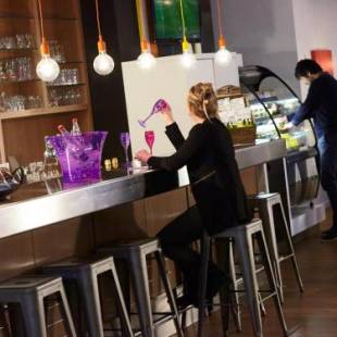 Фотографии гостиницы
Kyriad Paris Ouest - Colombes