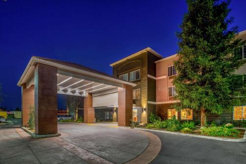 Фотография гостиницы La Quinta by Wyndham Bakersfield North