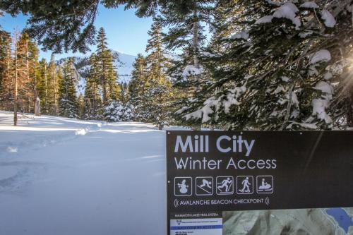 Фотография гостевого дома The Summit 67