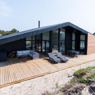 Фотография гостевого дома Holiday home Henne XIX