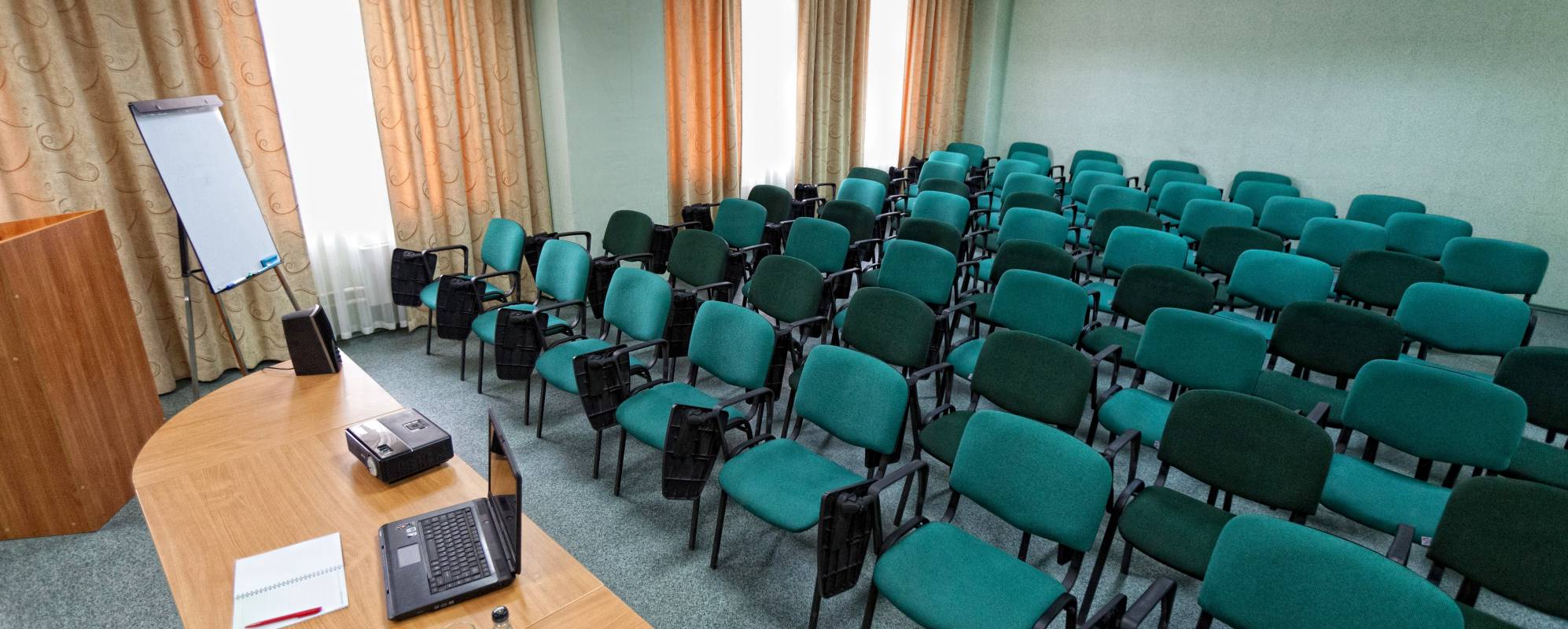 Фотографии конференц-зала Парус