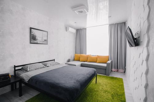 Фотографии квартиры 
            0238 Видовая теплая уютная квартира, возле аэропорта Жуляны