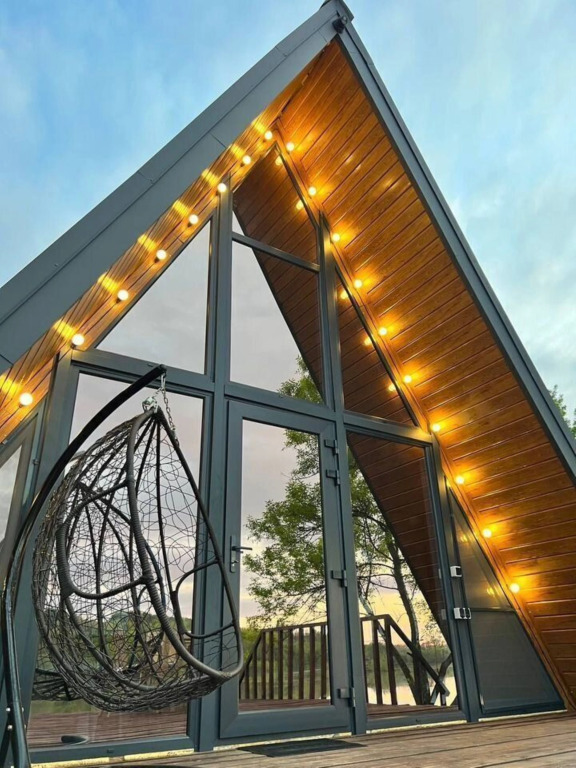 Фотография Коттеджа Частный дом На первой береговой линии с видом на озеро