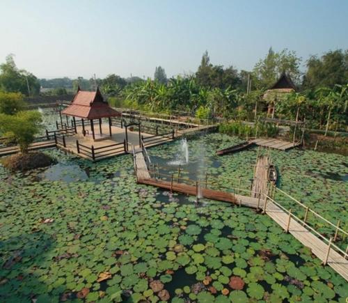 Фотографии гостиницы 
            Ayutthaya Garden River Home