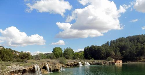 Фотография гостевого дома Casas Rurales Lagunas de Ruidera - Con Chimenea
