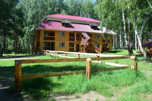 Фотография гостиницы База отдыха Белая