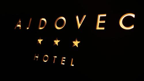Фотографии гостиницы 
            Hotel Ajdovec